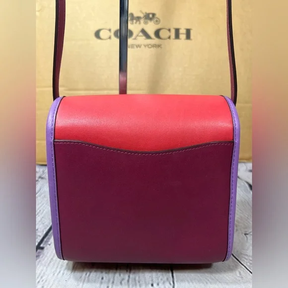 COACH Originals Turn-lock Lunchbox Bag PURPLE RED RASPBERRY Leather EXC COND! - Picture 2 of 15